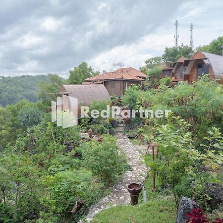 Baron Hill Resort Gunung Kidul Mitra Reddoorz Esterno foto