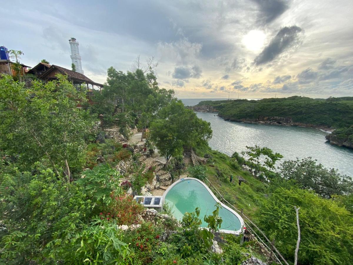 Baron Hill Resort Gunung Kidul Mitra Reddoorz Esterno foto